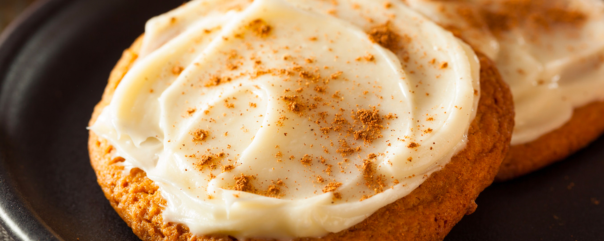 Photo for - Brown Butter Ginger Cookies with Mascarpone Cream